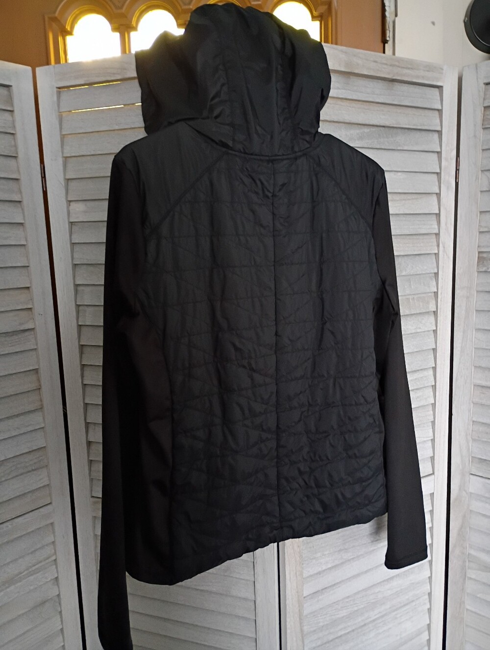 Tommy Hilfiger Women's Size XL Black Hooded Quilted Jacket with Red Trim NEW - Picture 3 of 8